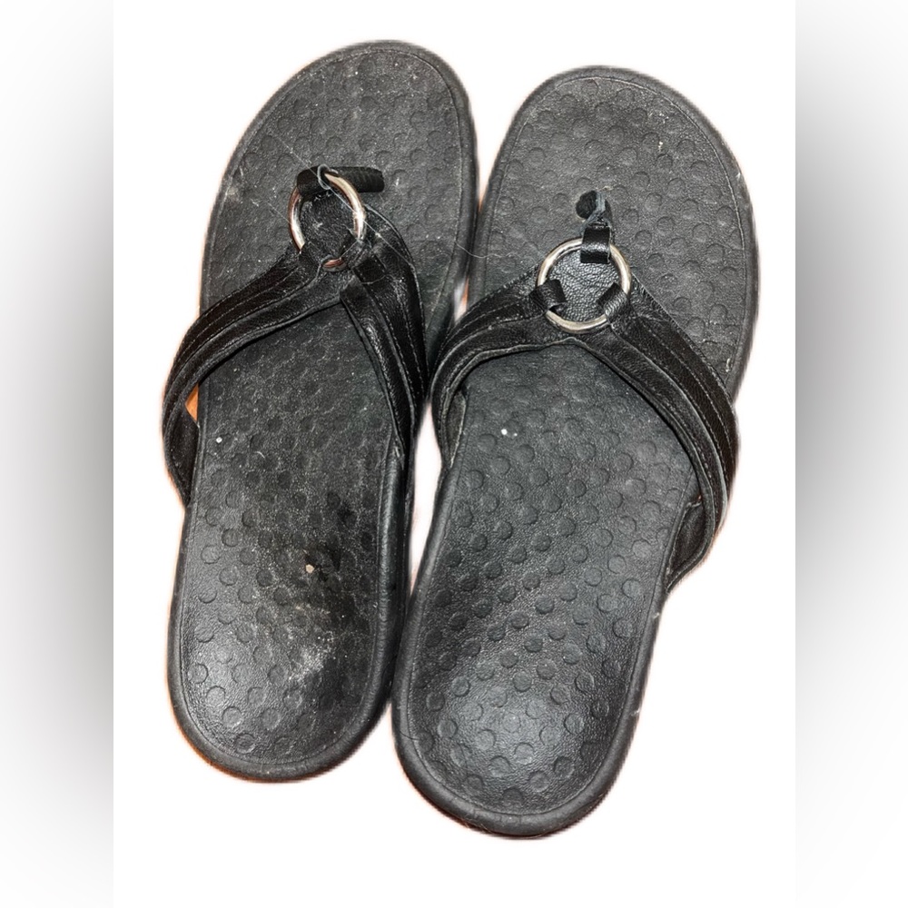 Vionic sandals